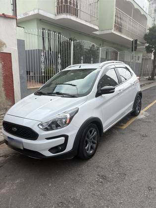 FORD KA 1.5 TI-VCT FLEX FREESTYLE AUTOMÁTICO FORD KA 1.5 TI-VCT FLEX FREESTYLE AUTOMÁTICO